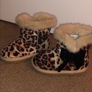 5 leopard print bow boots